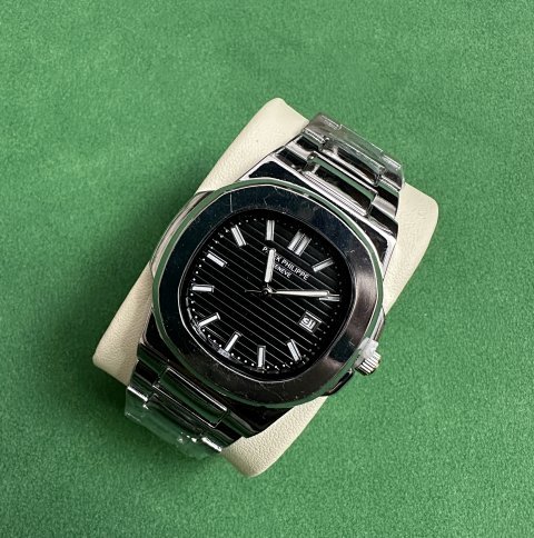 Black Roman Dial Steel Bracele
