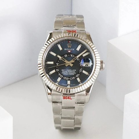 Classic Steel Bracelet Watch C