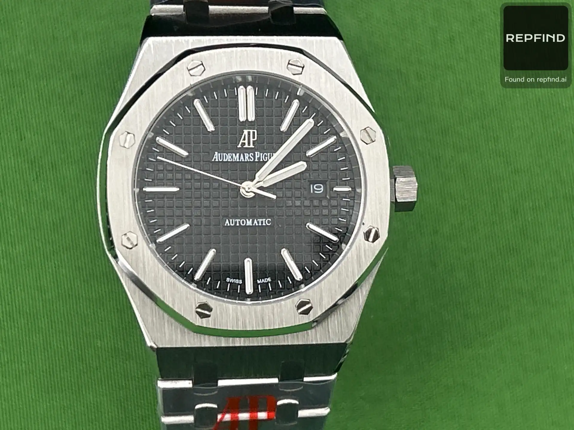 Octagonal Bezel Steel Bracelet Watch -2