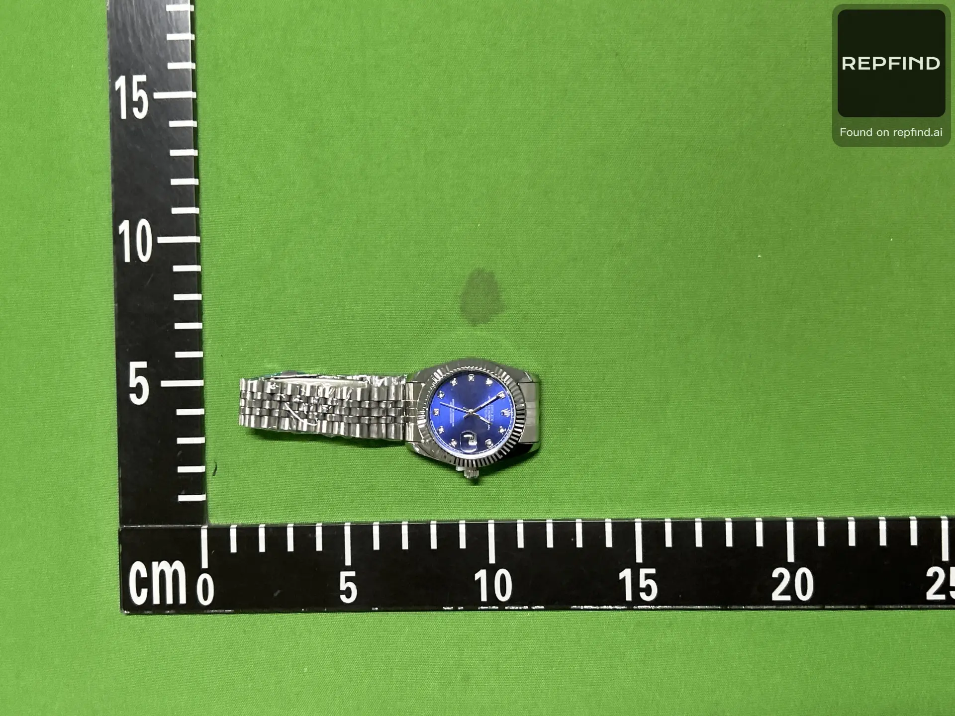 Color Bezel Steel Bracelet Watch -4