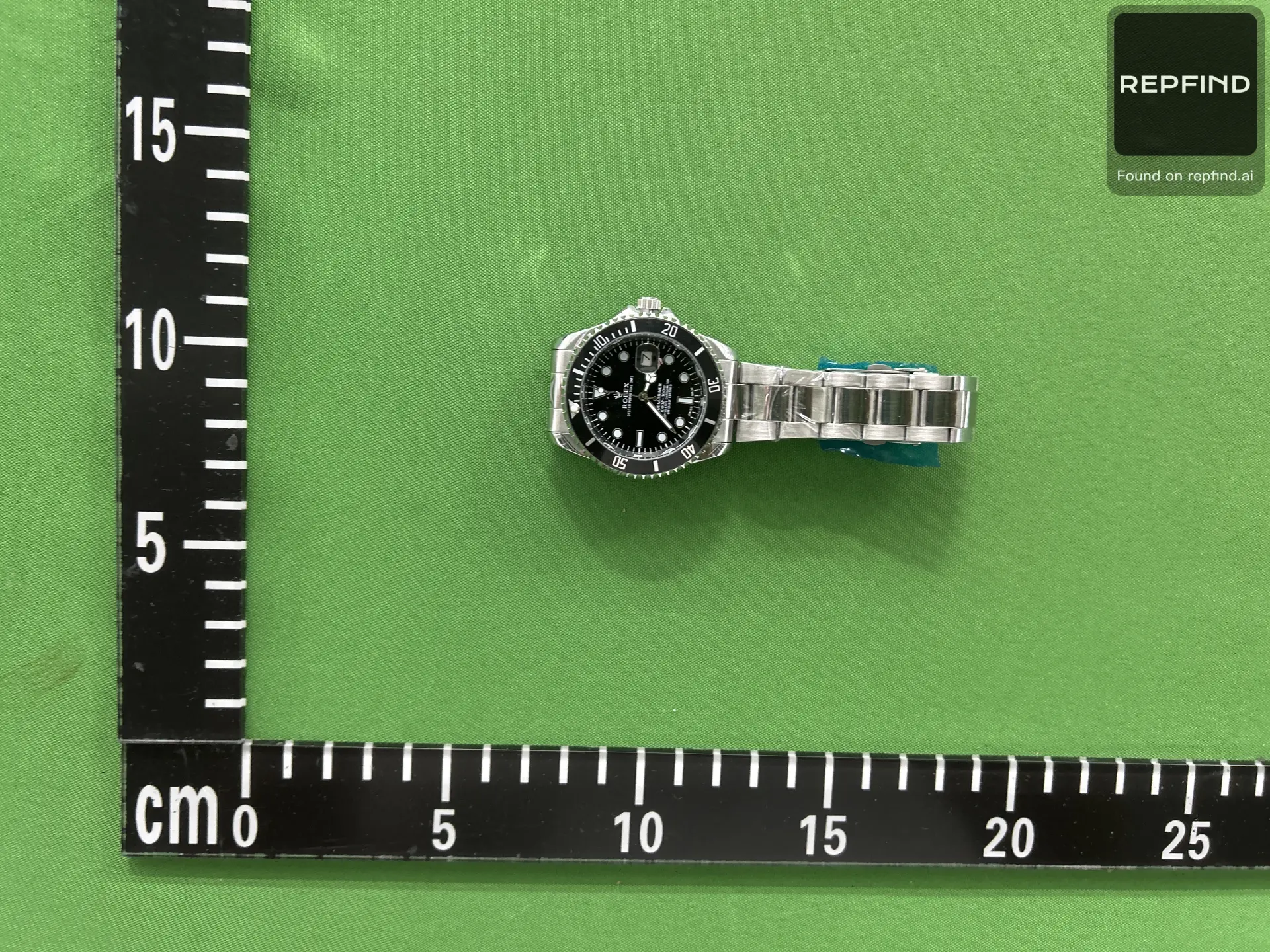 Color Bezel Sport Bracelet Watch -4