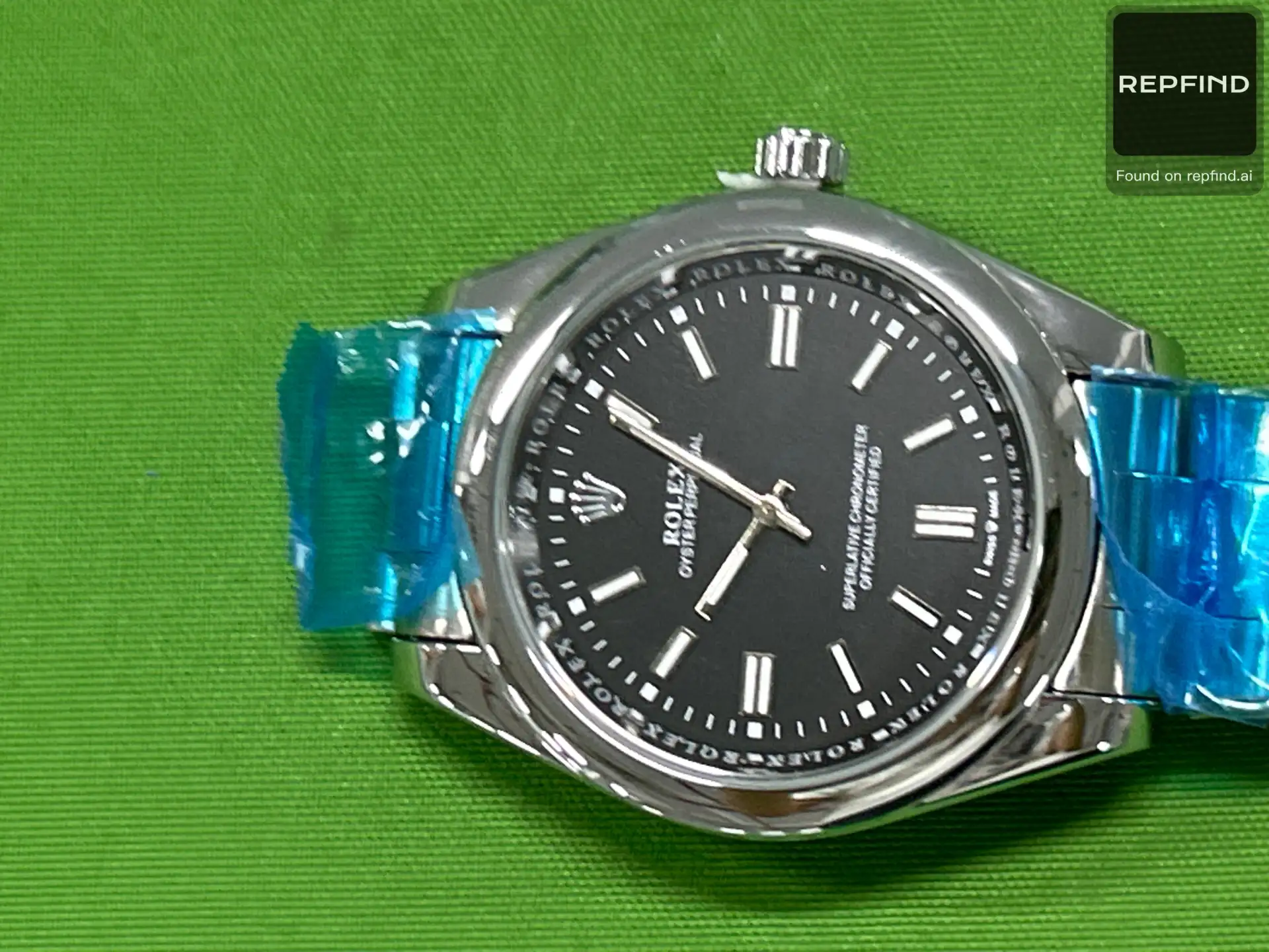 Minimal Color Dial Steel Bracelet Watch -3