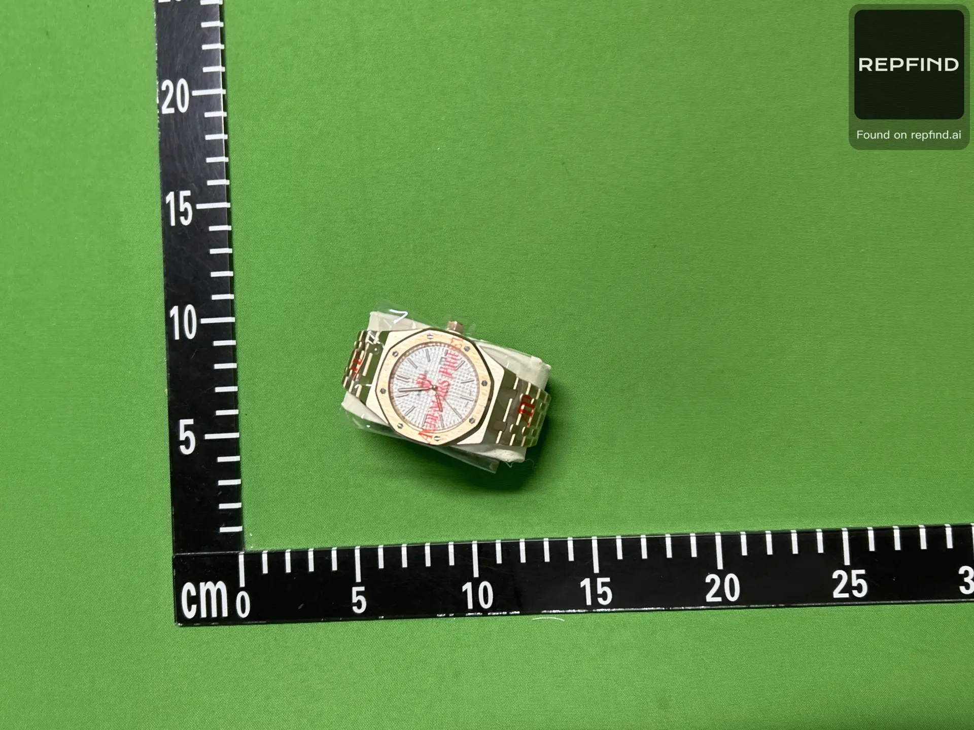 Red Dial Octagonal Bezel Bracelet Watch -4
