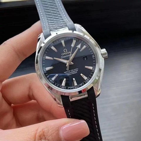 Black Rubber Strap Dress Watch