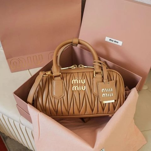 Miu Miu Pleated Boston Bag -5
