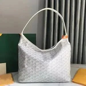 Patterned Hobo Shoulder Bag 00