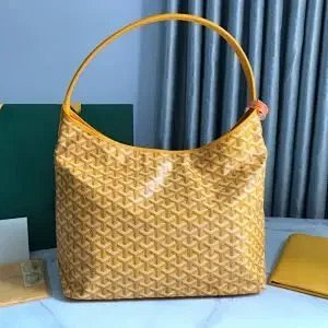 Patterned Hobo Shoulder Bag 00