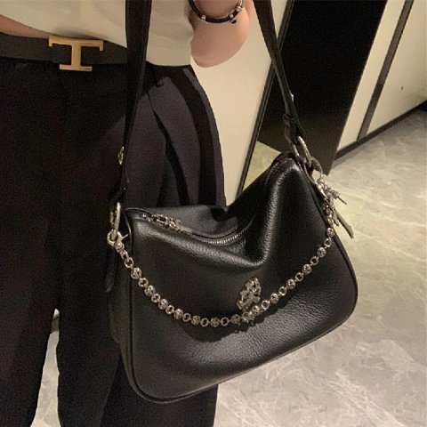 Chain Shoulder Bag 024