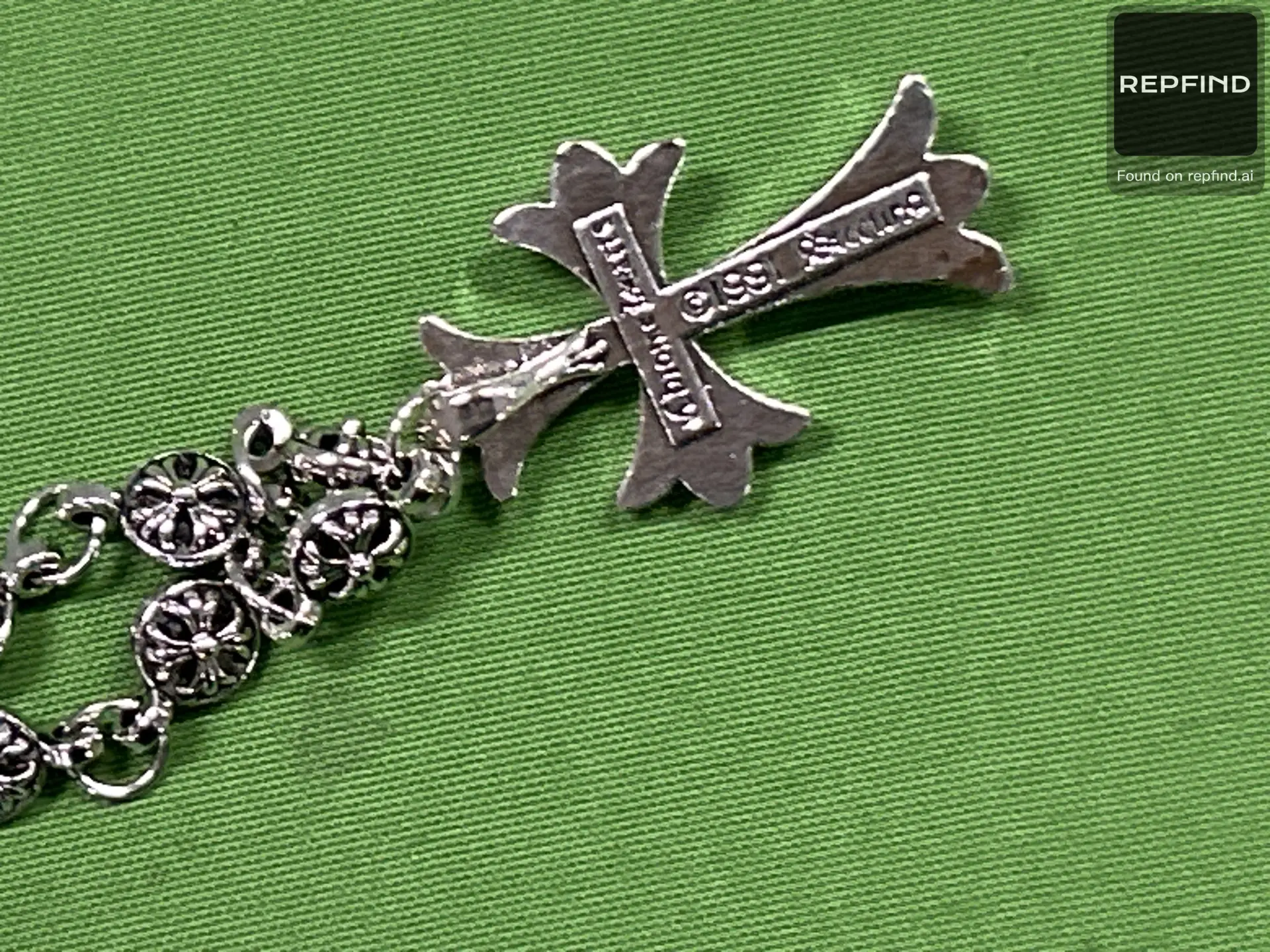 Classic Cross Pendant Necklace -2