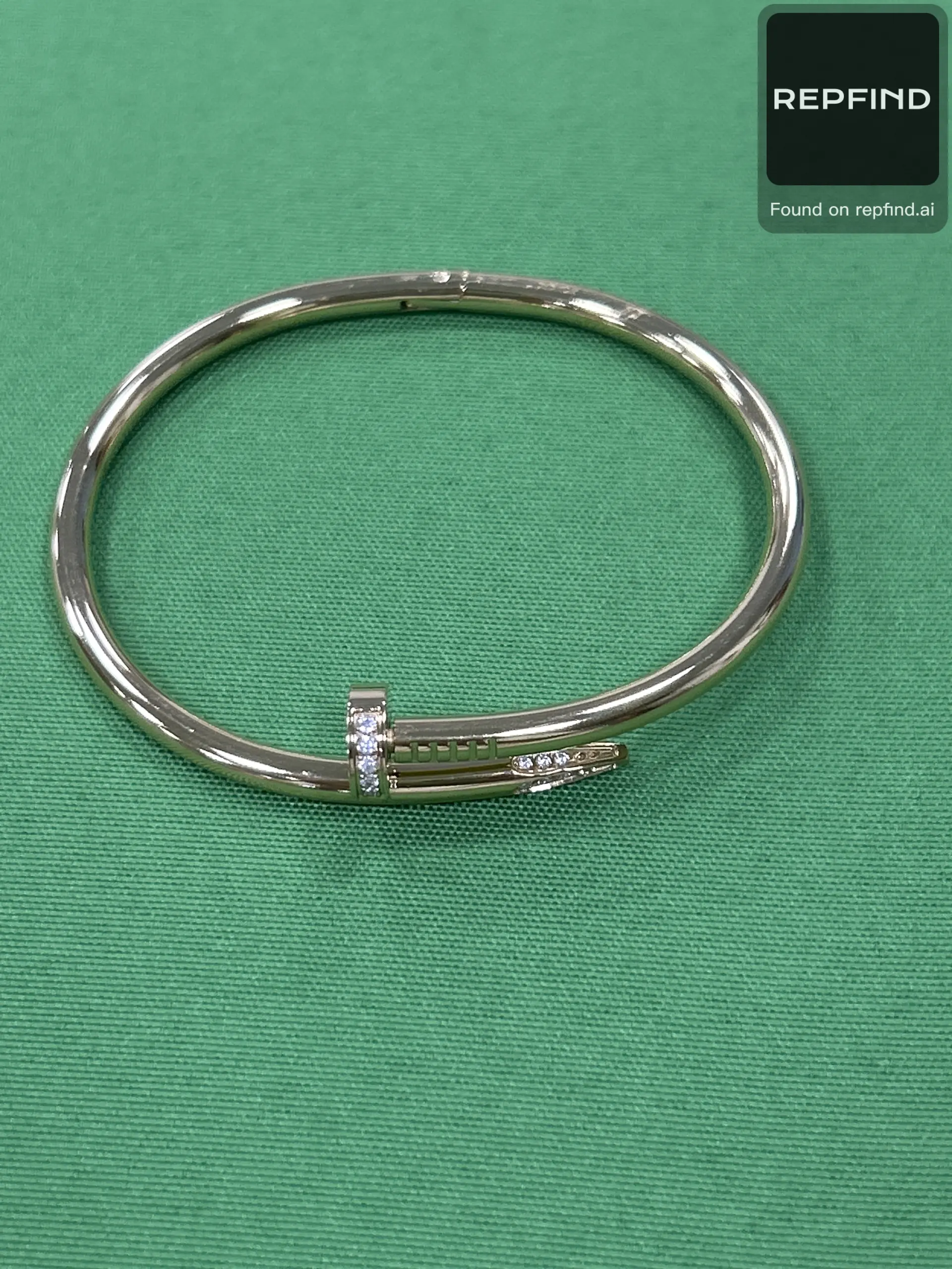 Catie Nail Motif Bangle -5
