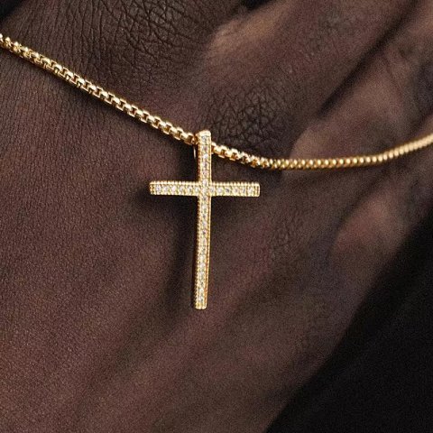 Stone-Set Cross Pendant Neckla