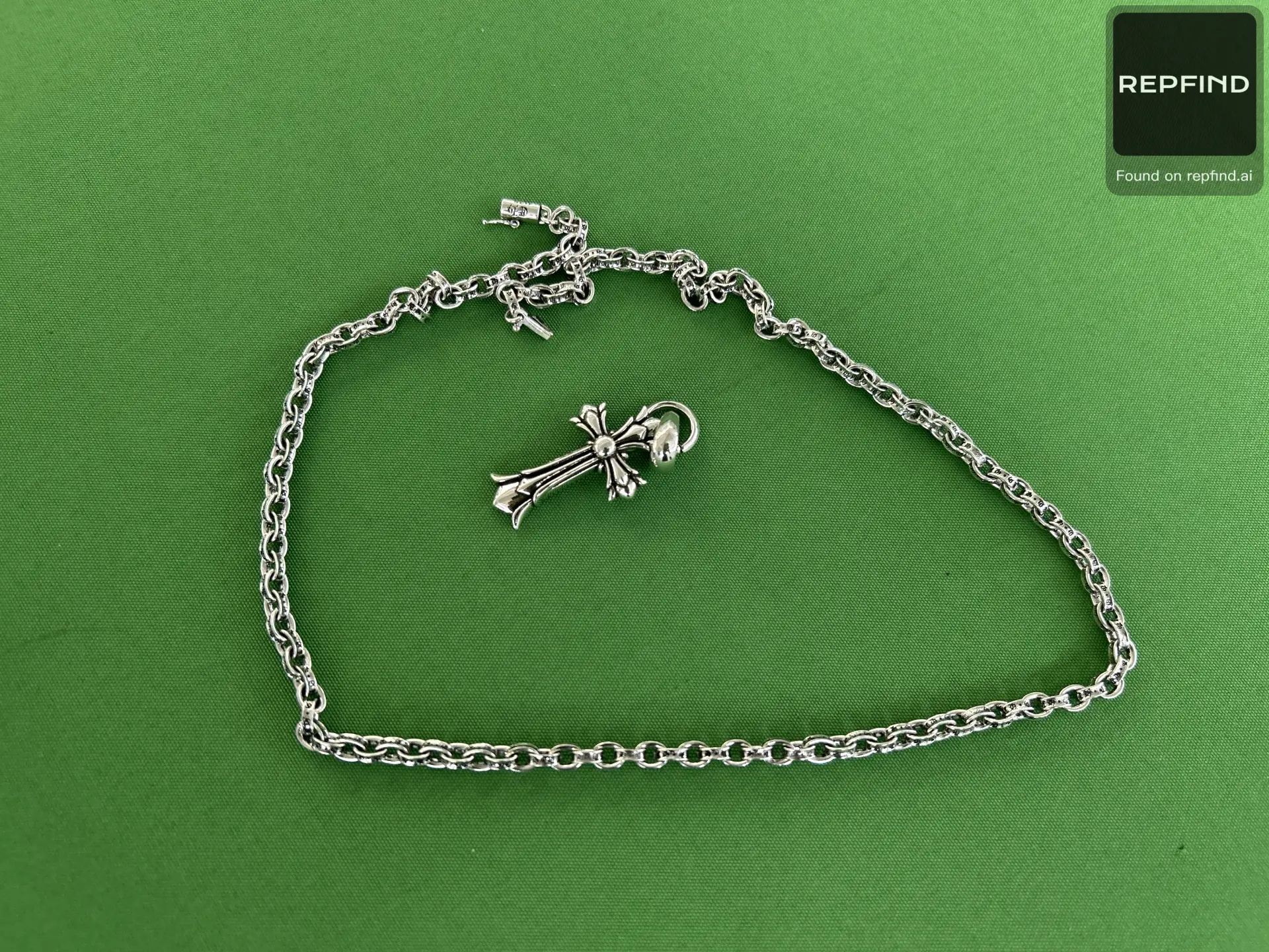 Floral Charm Chain Necklace -3