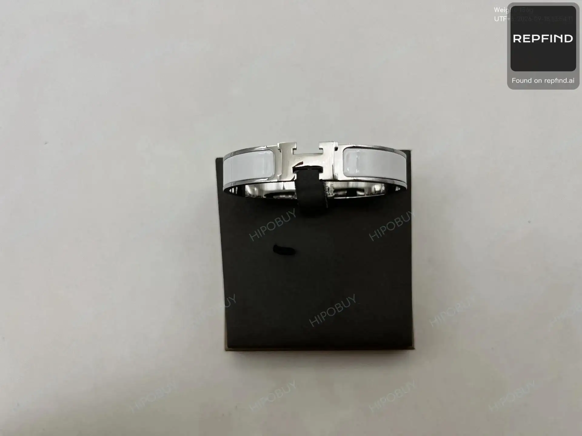 H-Clasp Bangle Bracelet -4