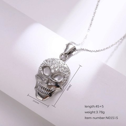 Skull Pendant Necklace