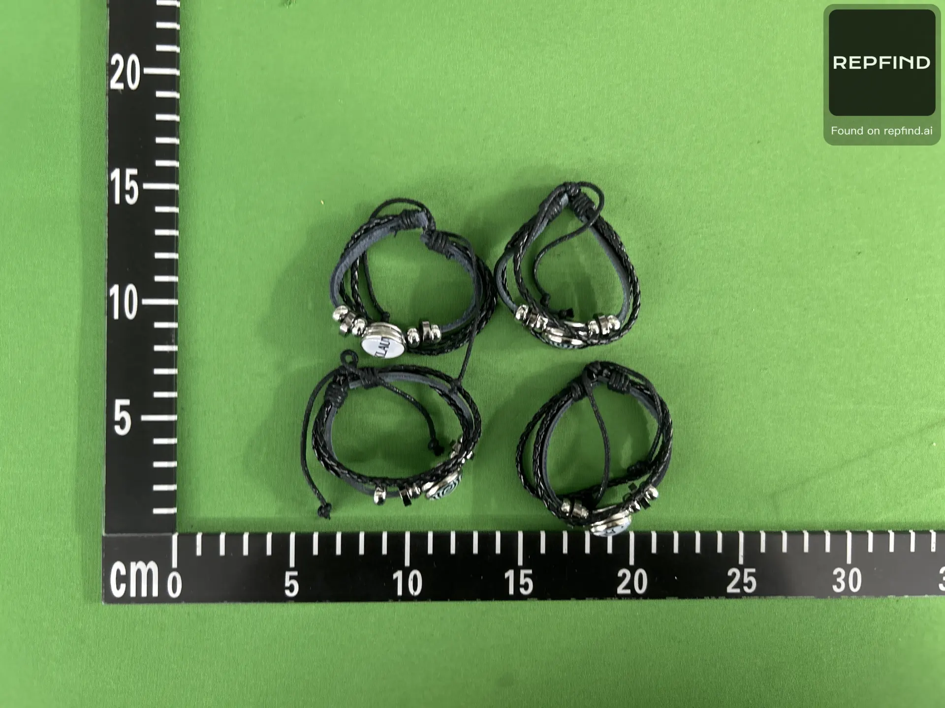 Undercover-Style Spiral Cord Bracelet -3