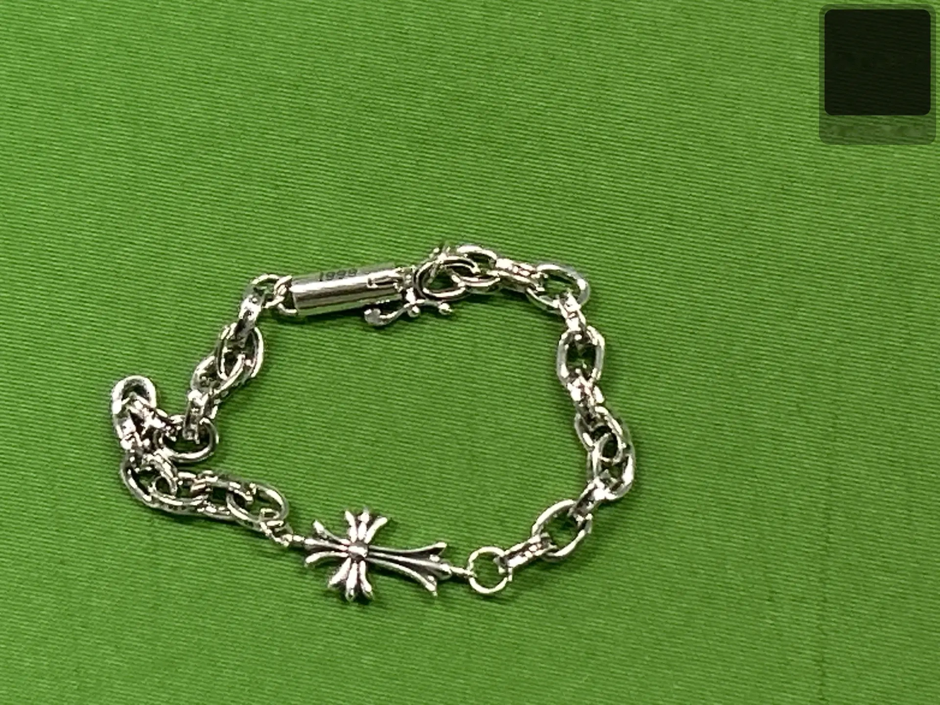 Cross Link Bracelet -6