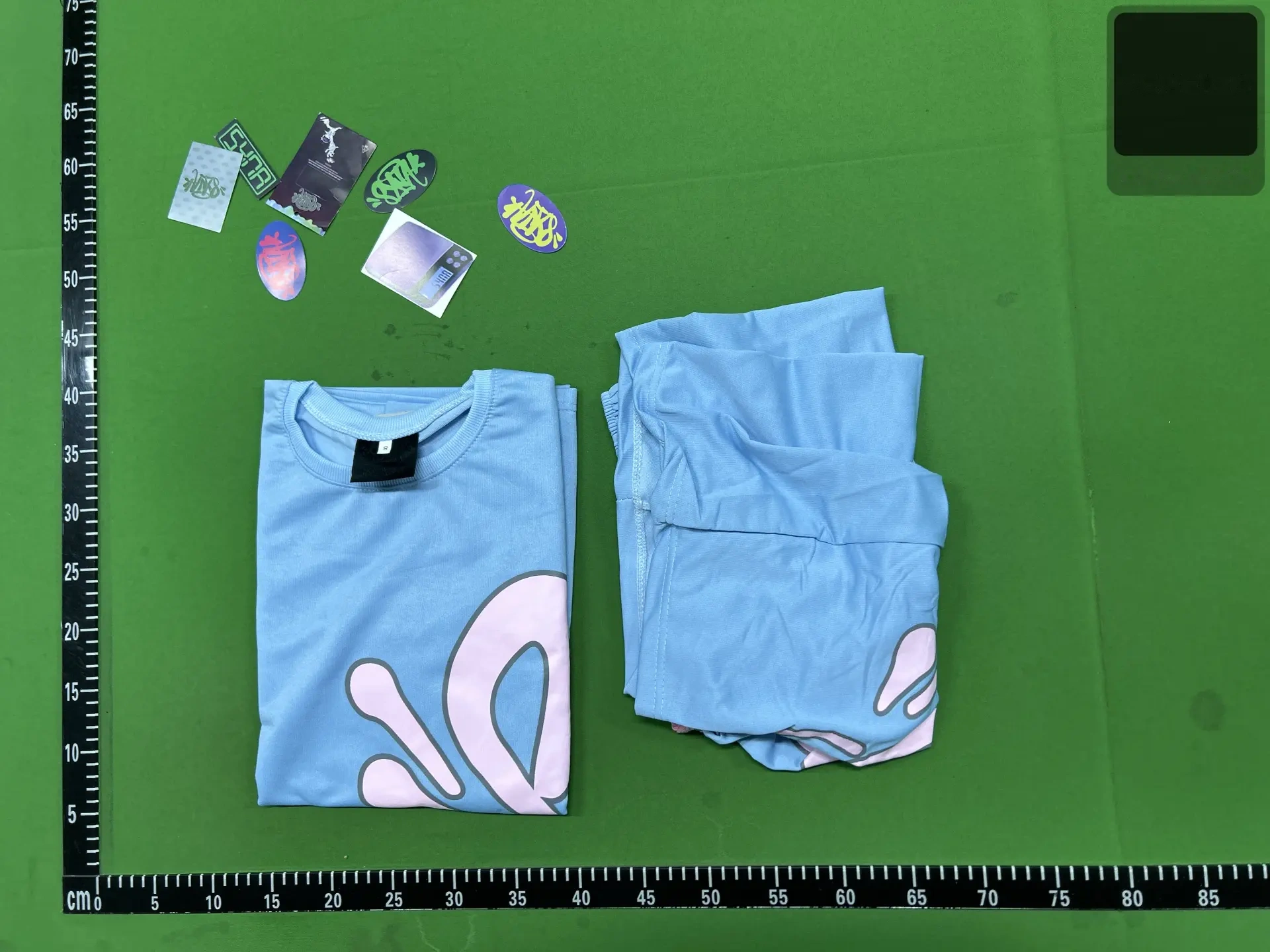Letter Print T-Shirt and Shorts Set -2