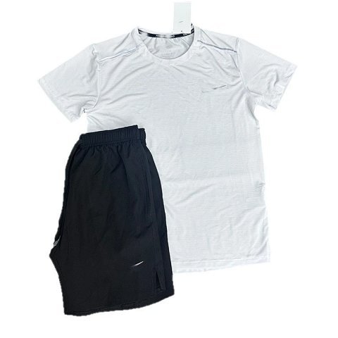 Athletic T-Shirt and Shorts Se
