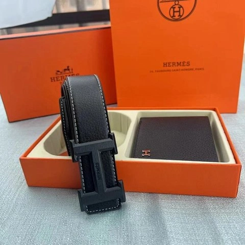 Belt and Wallet Gift Set