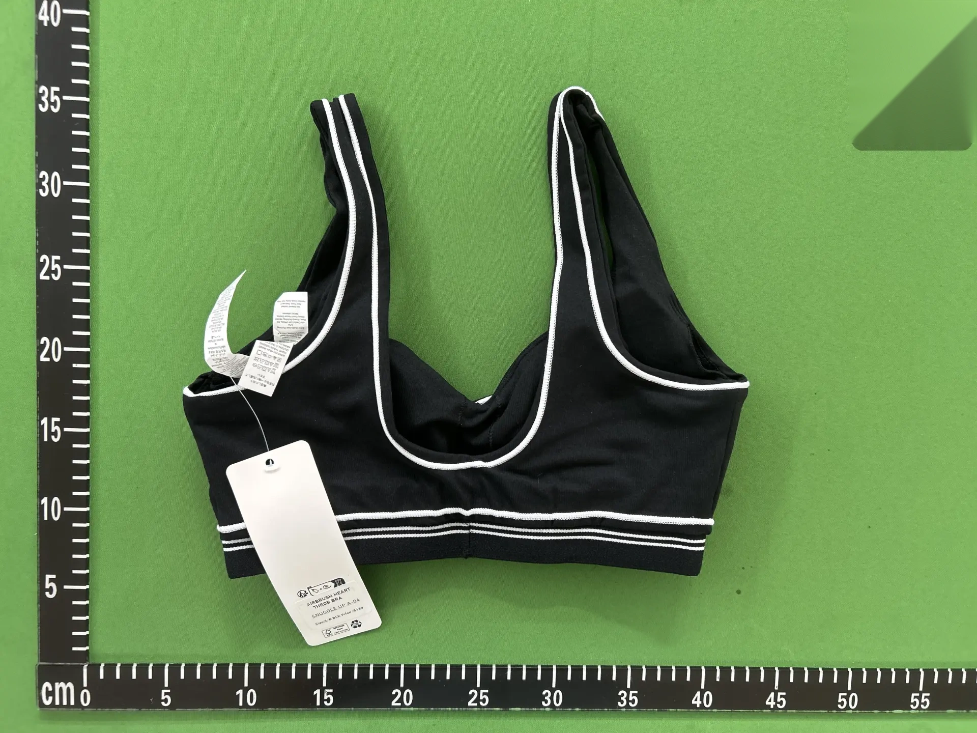 Contrast-Trim Sports Bra and Leggings Set -5