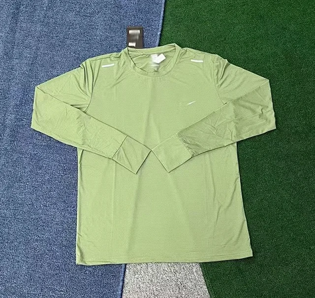 Hooded Sports Jacket and Trousers Set -4