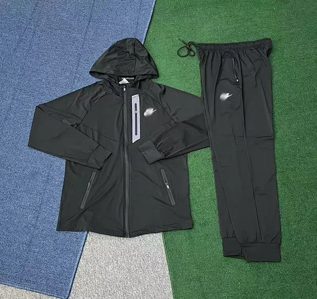 Hooded Sports Jacket and Trousers Set -5