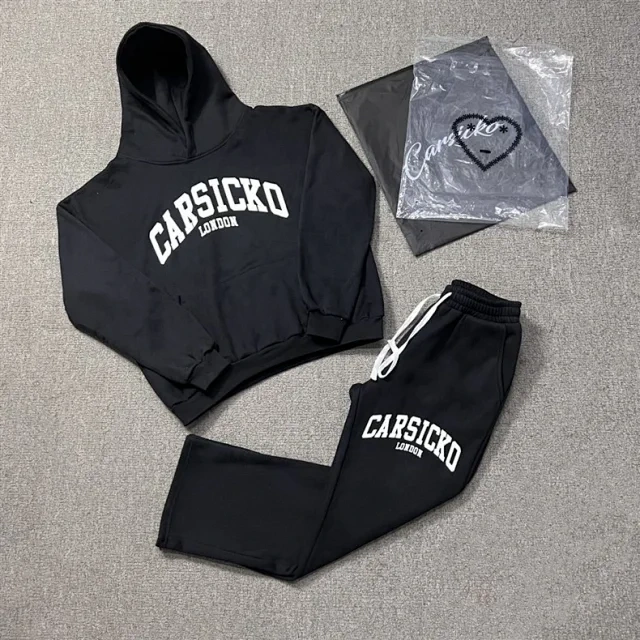 Heart-Graphic Hoodie and Jogger Set -4