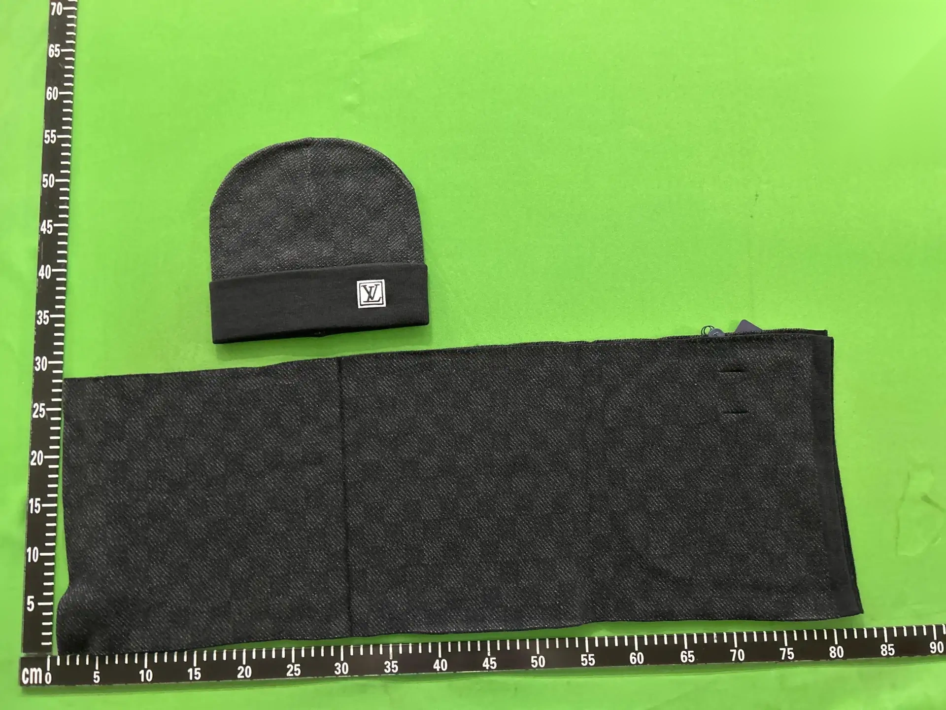 Checkerboard Beanie and Scarf Set - T201 -5