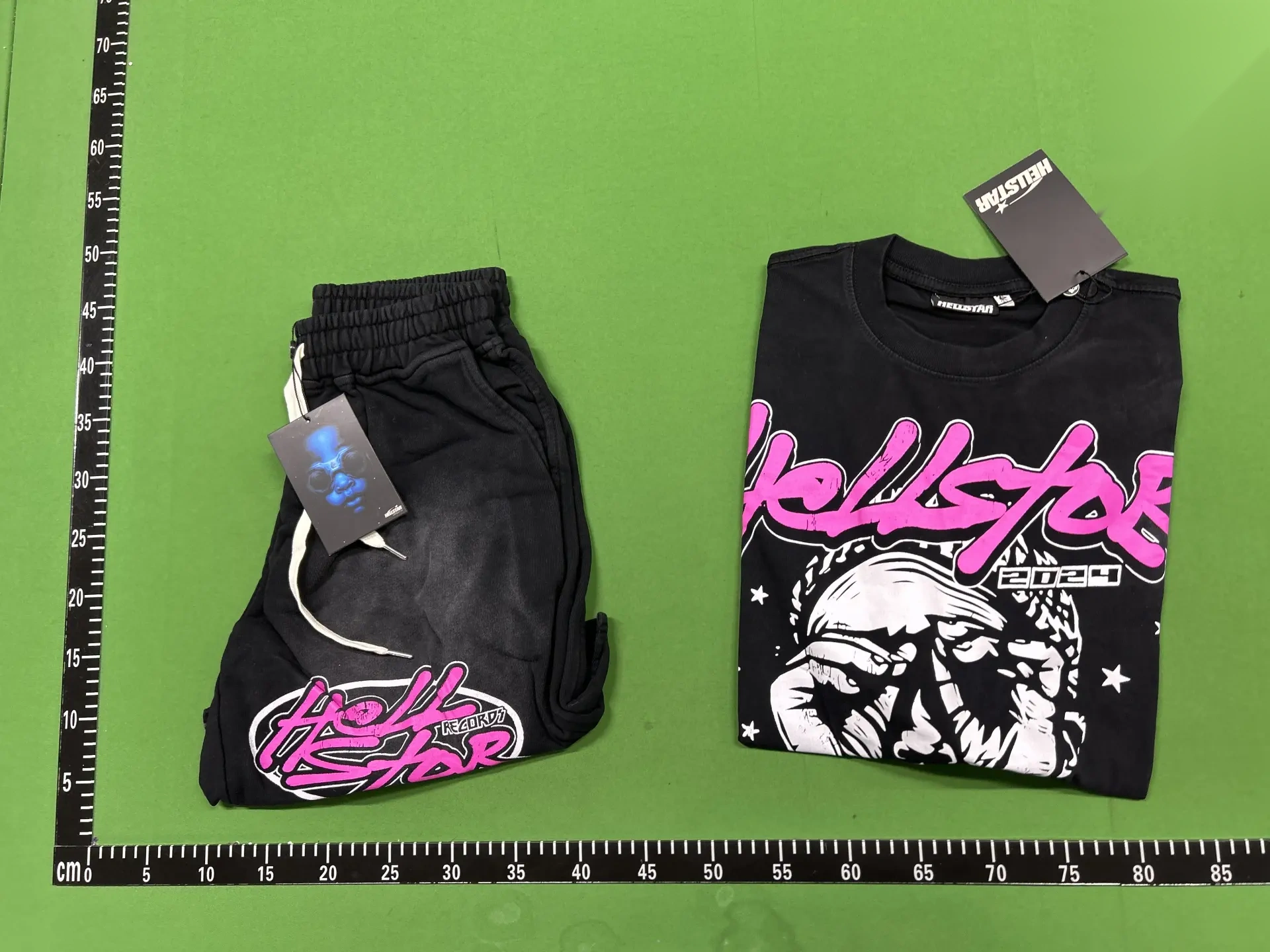 Graphic T-Shirt and Shorts Set -3