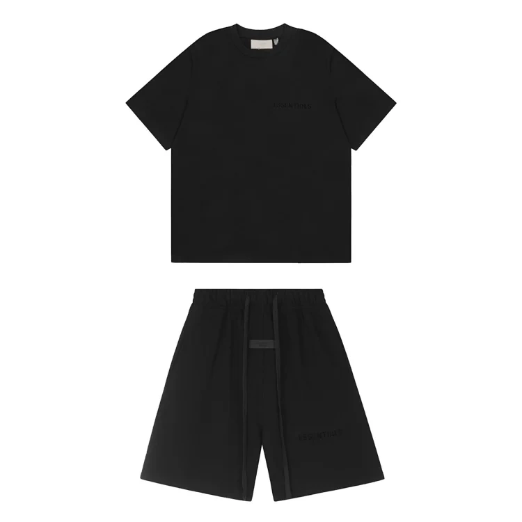 Letter-Print T-Shirt and Shorts Set -3