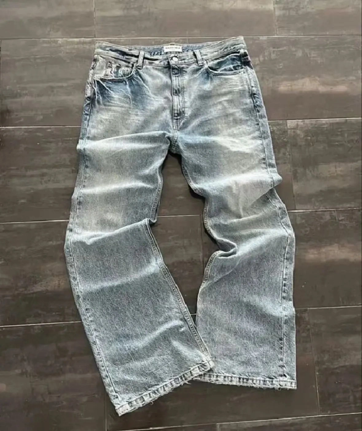 Washed Wide-Leg Jeans
