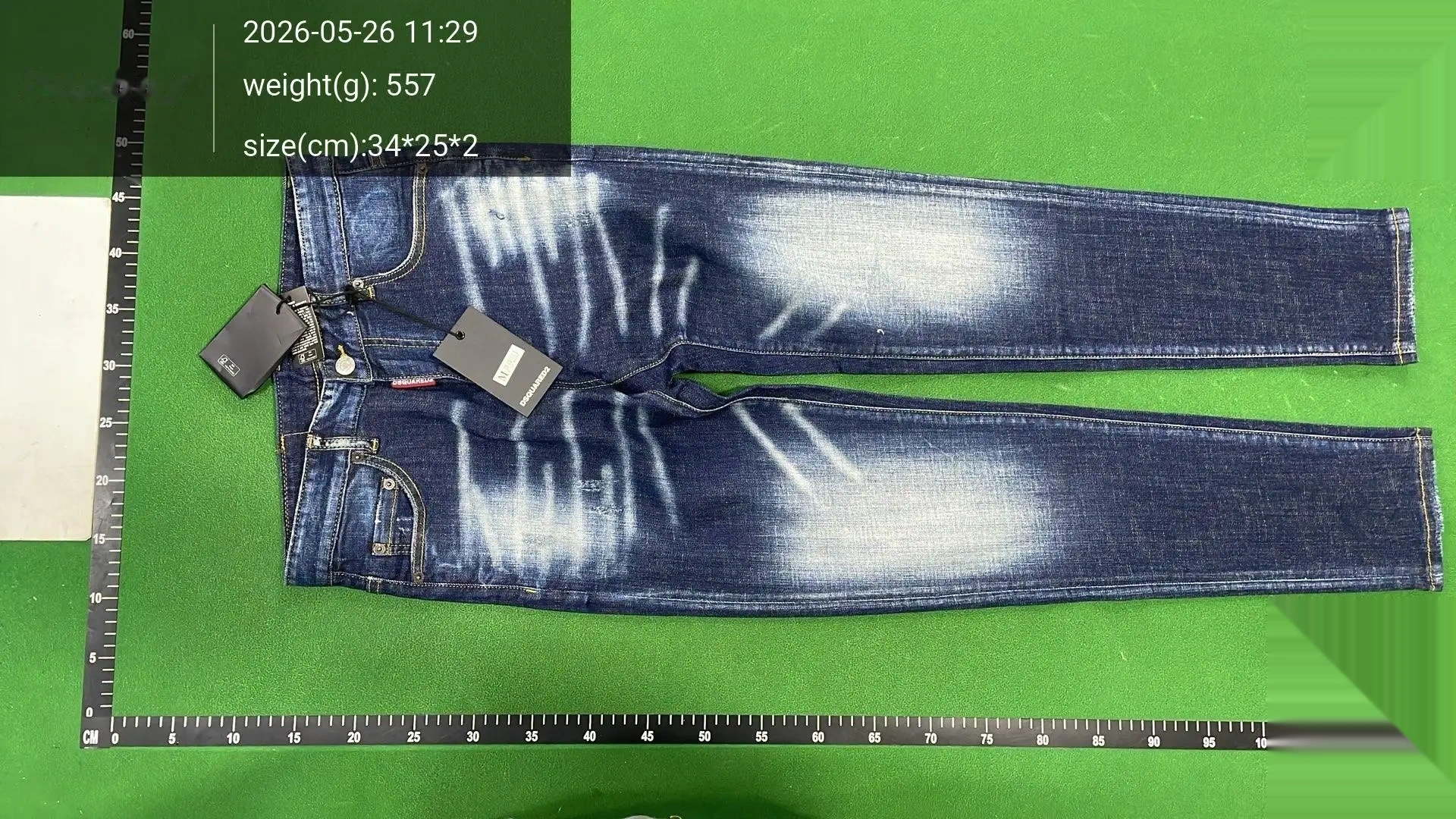Washed Straight-Leg Jeans -3