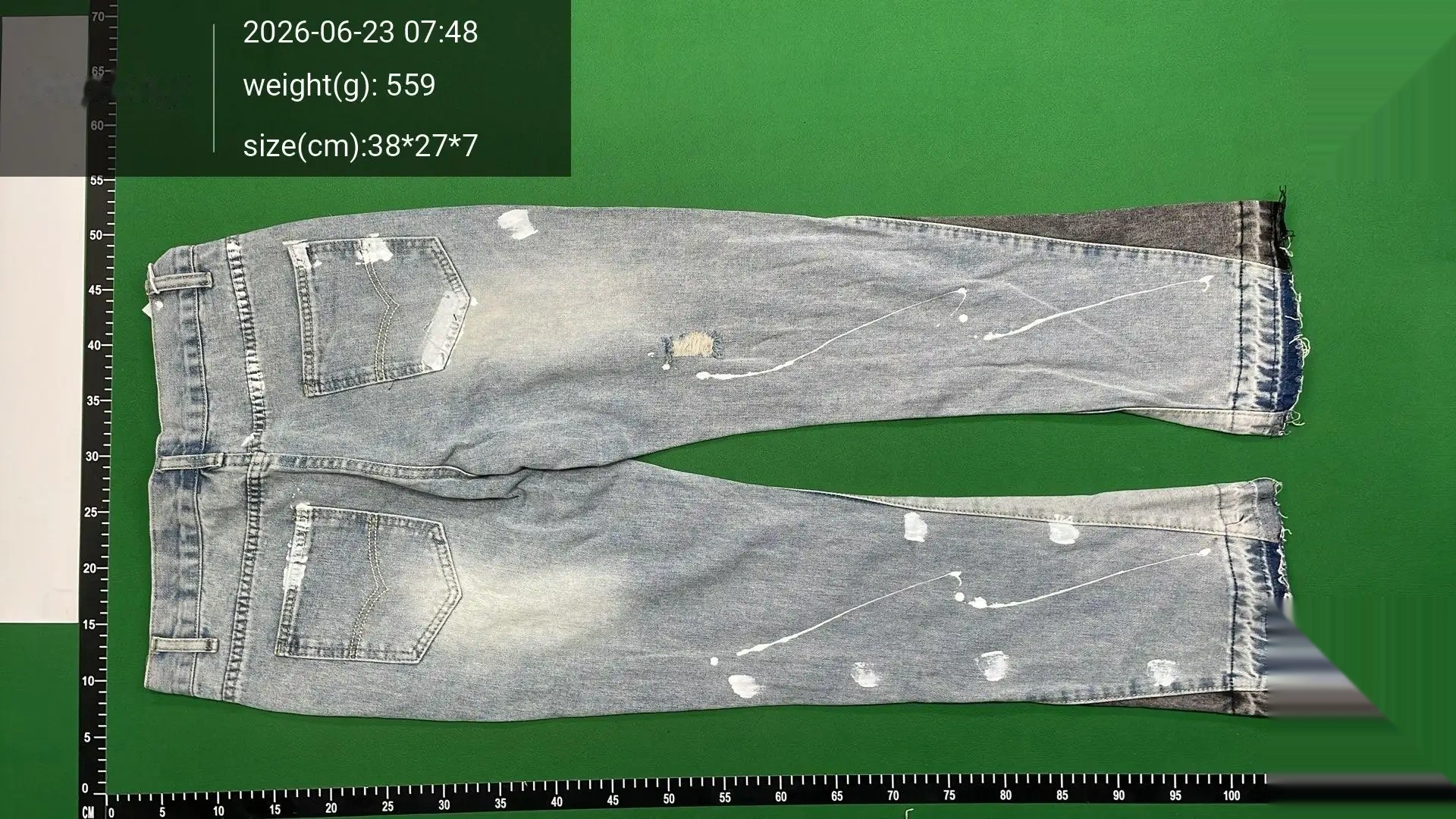 Distressed Straight-Leg Jeans -4