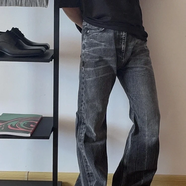 Washed Flared Jeans -4