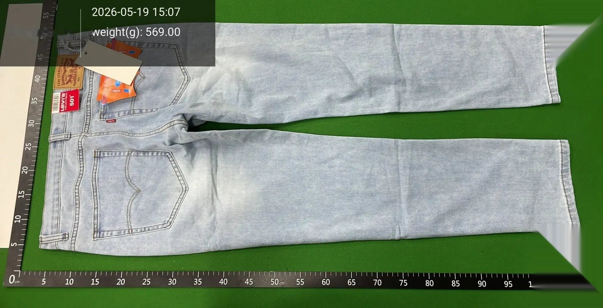 Straight-Leg Jeans -2