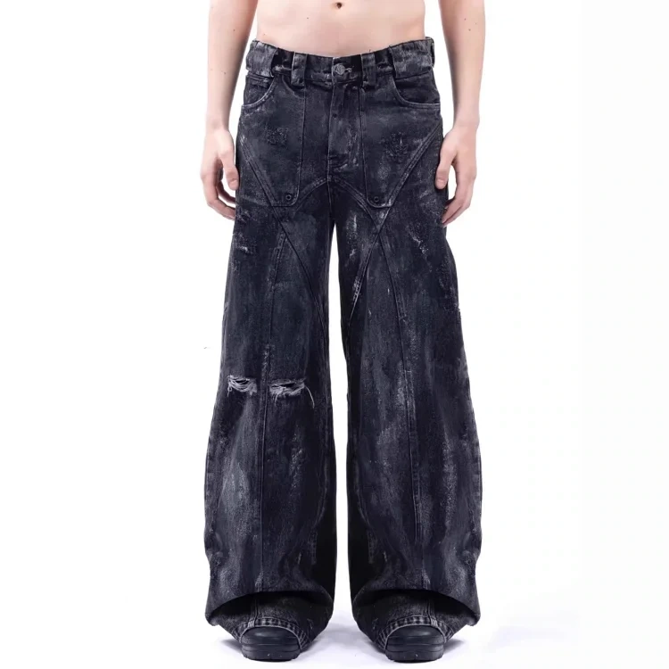 Coated Wide-Leg Jeans -3