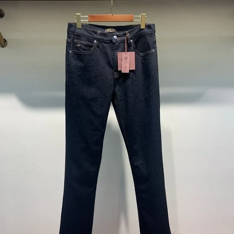 Straight-Leg Jeans Collection -6