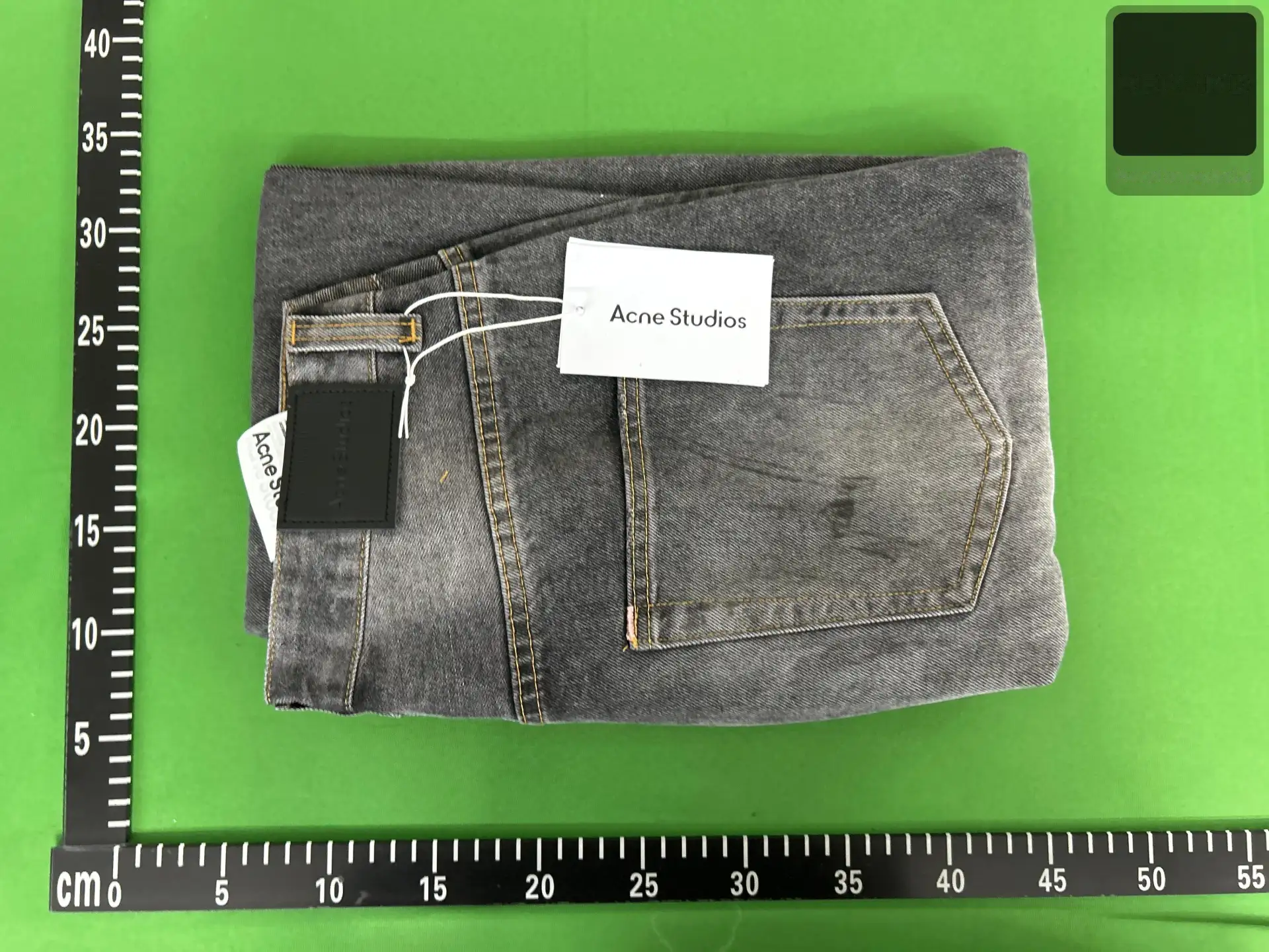 Painted and Coated Straight-Leg Jeans Collection -6