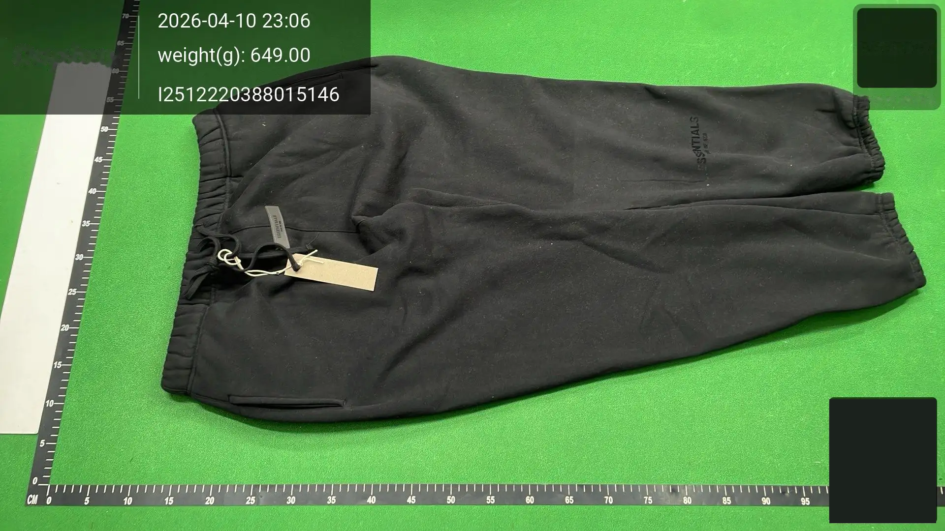 Fleece-Lined Cuffed Sweatpants Collection -4