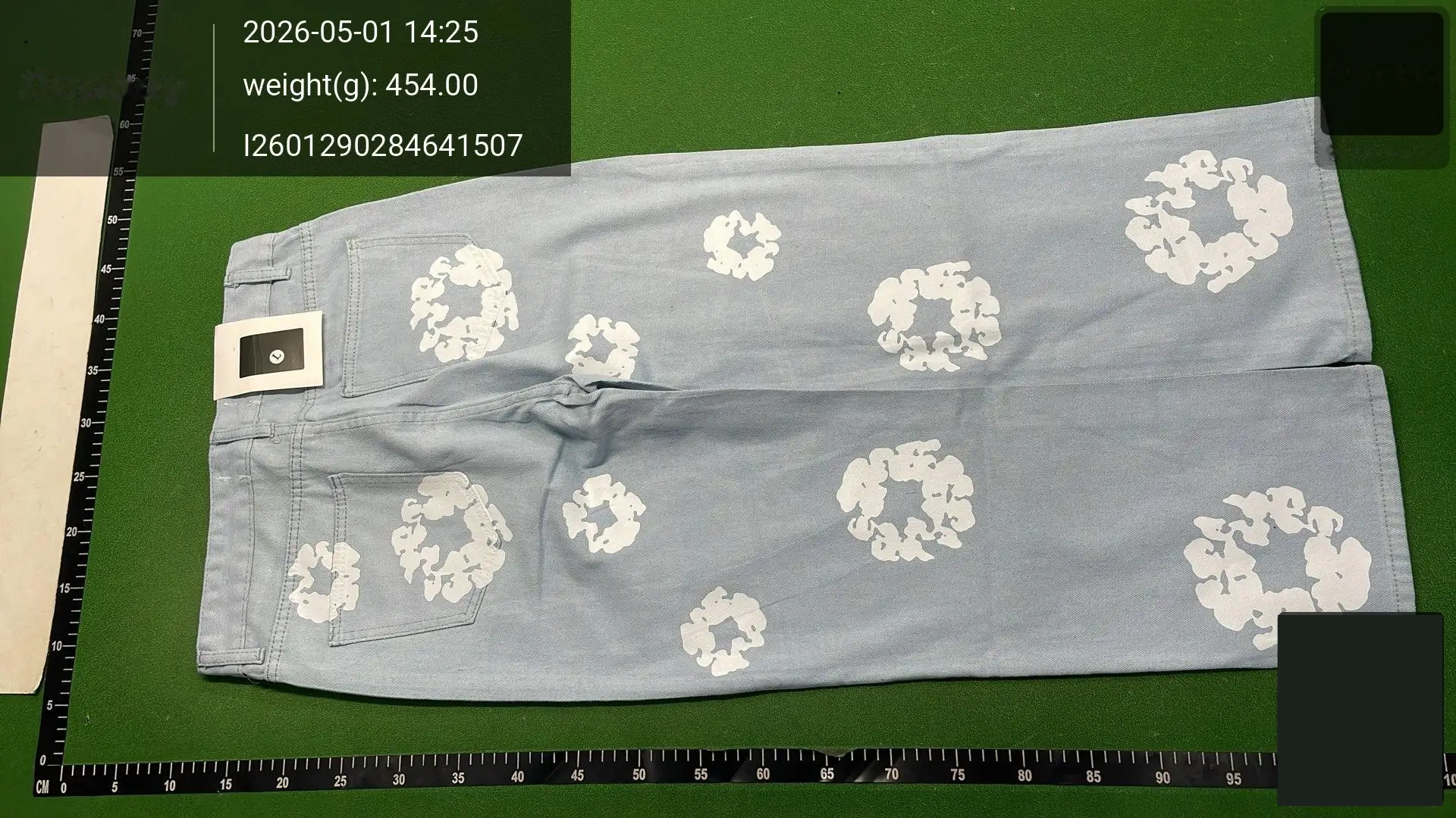 Cotton-Wreath Print Denim Jeans -3