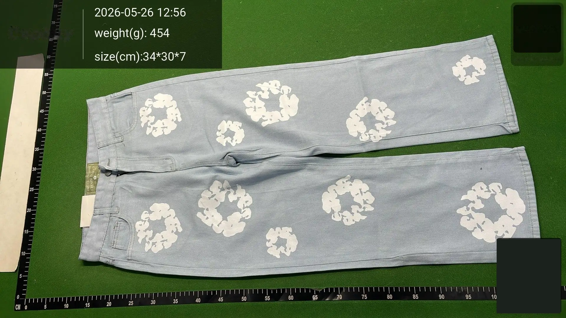 Cotton-Wreath Print Denim Jeans -5