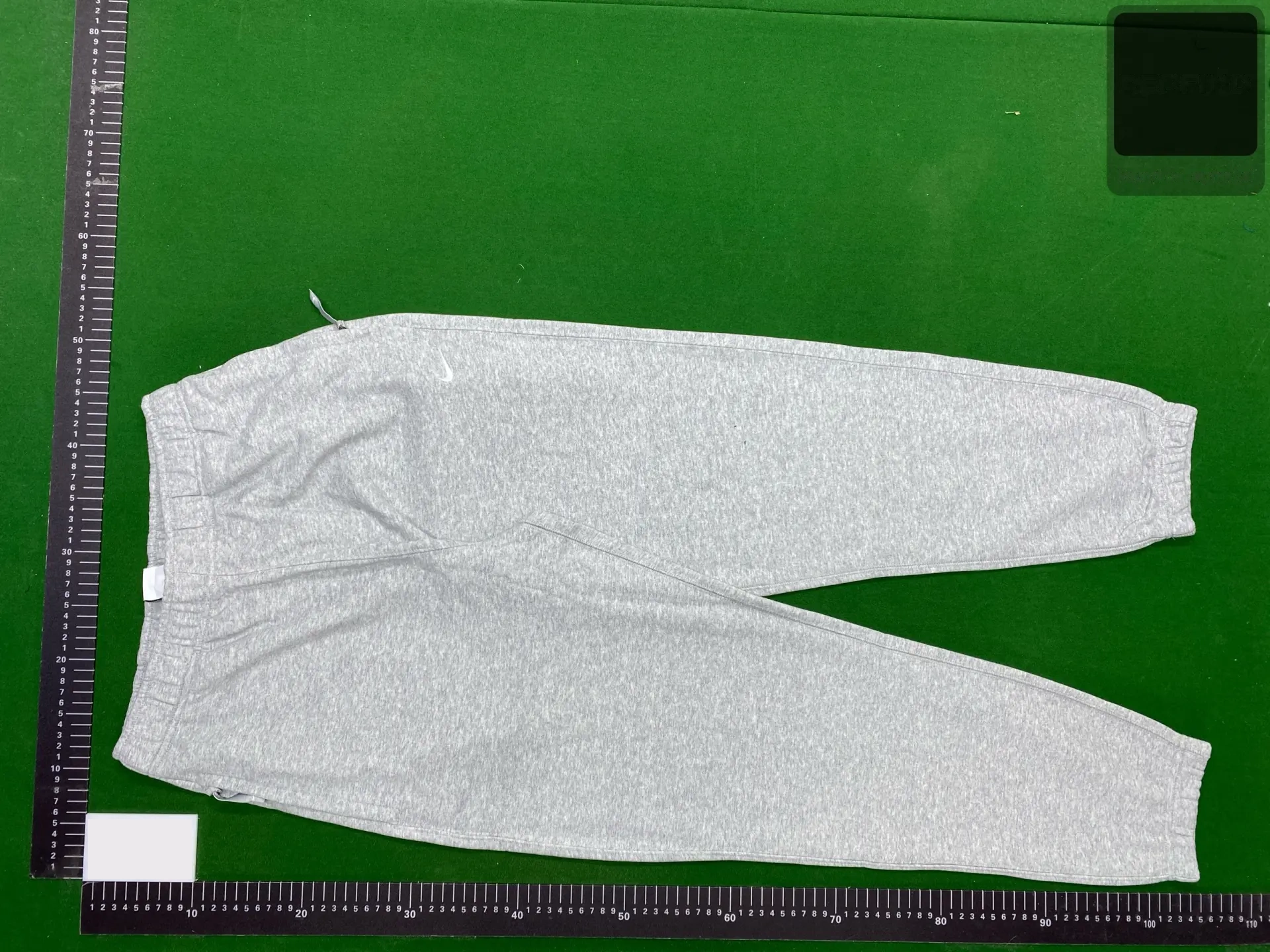 Cuffed Drawstring Sweatpants -3