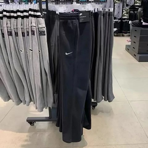 Straight-Leg Drawstring Sweatpants -7