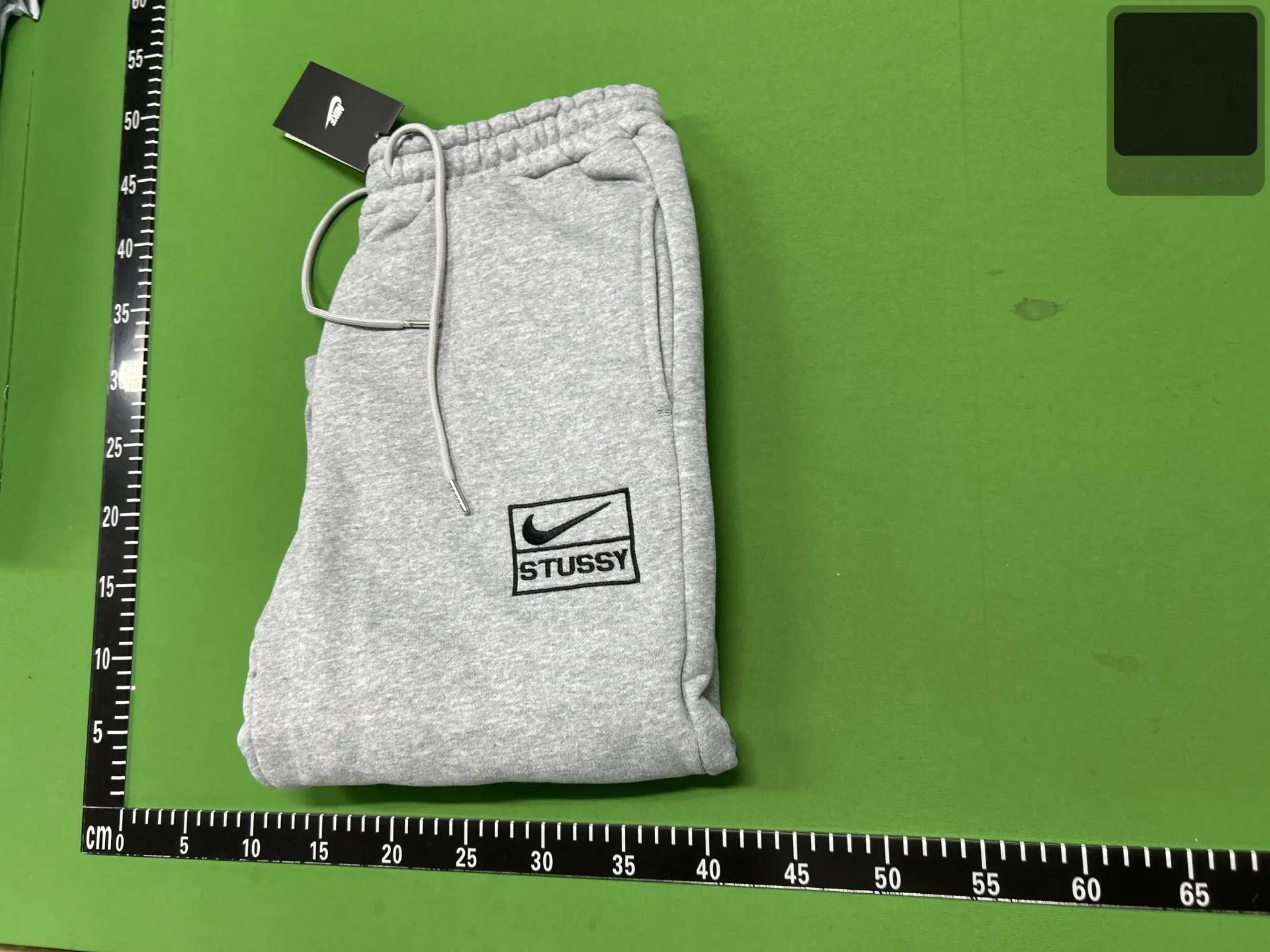 Embroidered Cuffed Sweatpants -6
