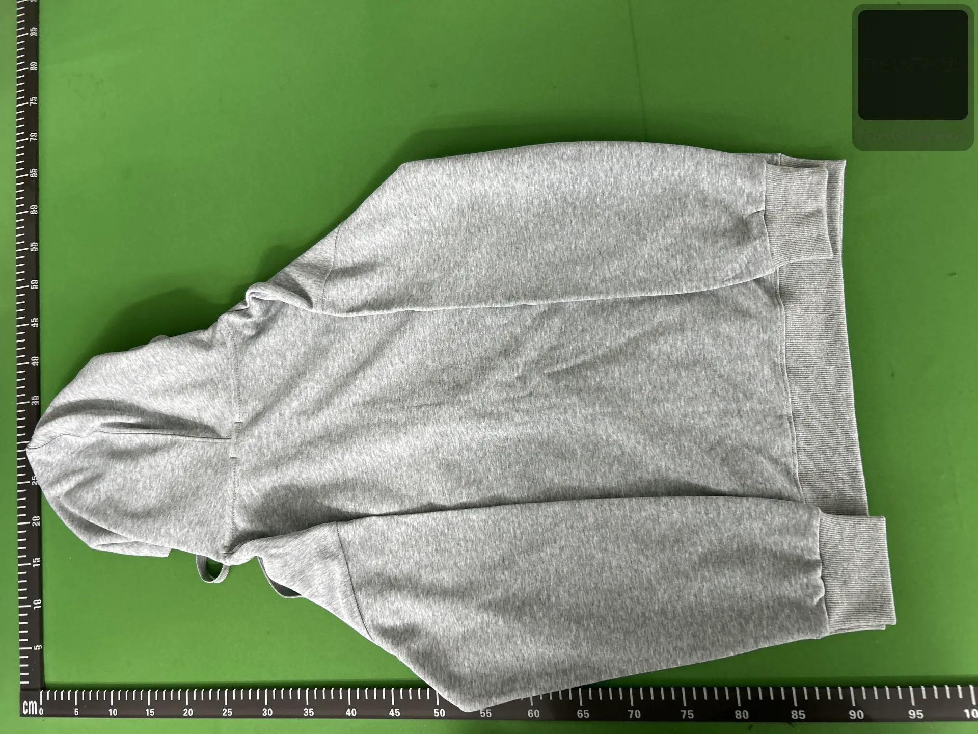 Embroidered Pullover Hoodie - YHH01 -4