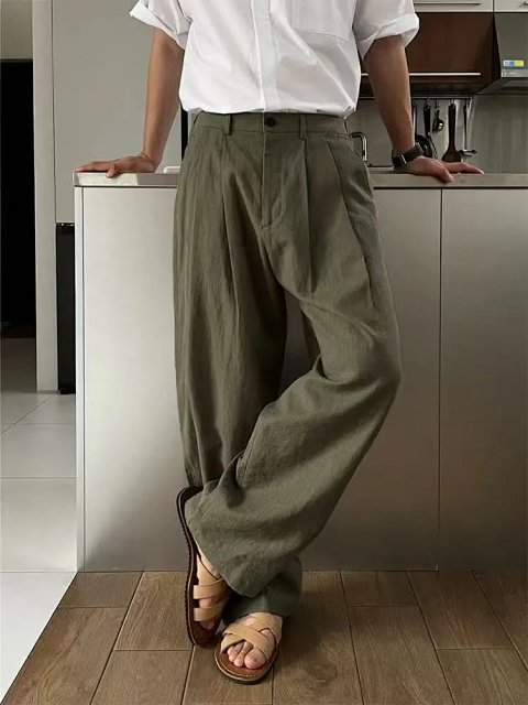Pleated Wide-Leg Trousers -7
