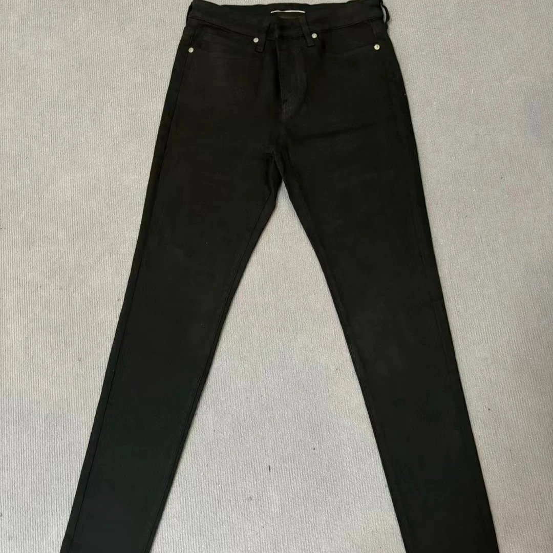 Black Straight-Leg Jeans - 193