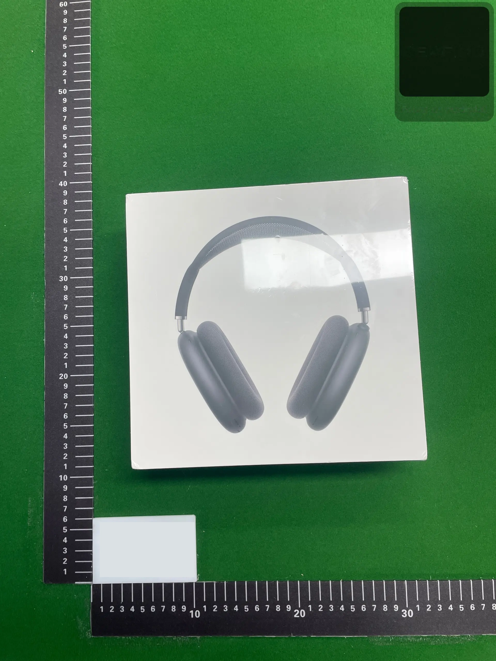 Over-Ear Headphone Collection - USB-C 2024 -4
