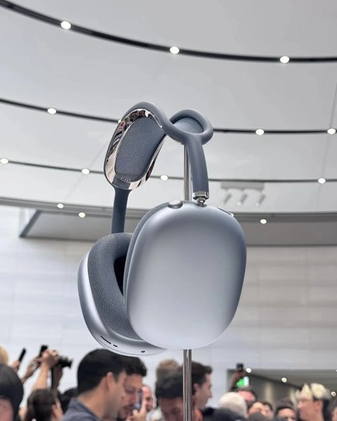 Over-Ear Headphone Collection -5