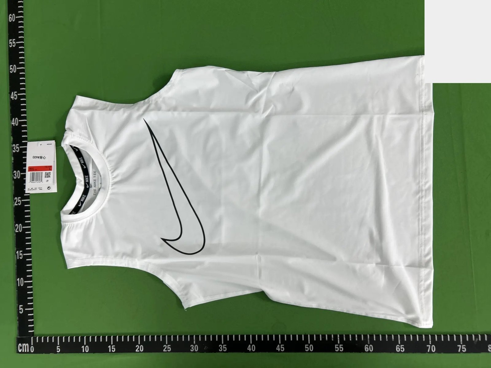 Contrast-Seam Athletic T-Shirt -4